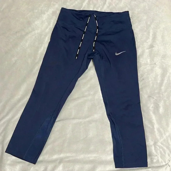 🩷 Nike Dry Fit Crop Leggings - Picture 1 of 9